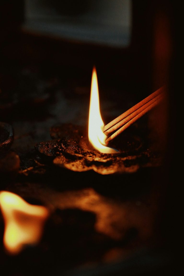 pool lighting criteria